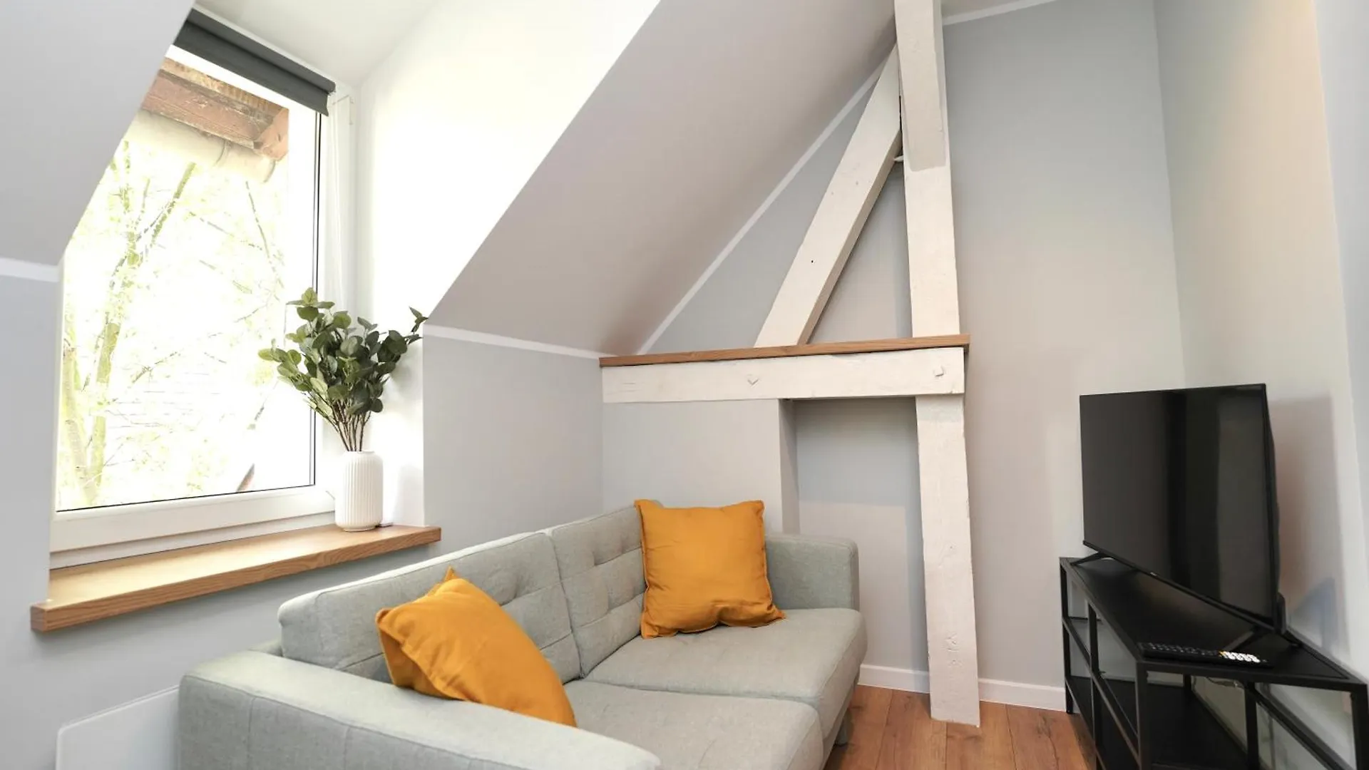 Mmrent Apartament Oliwski Dworek Apartment Gdansk 0*,  Poland